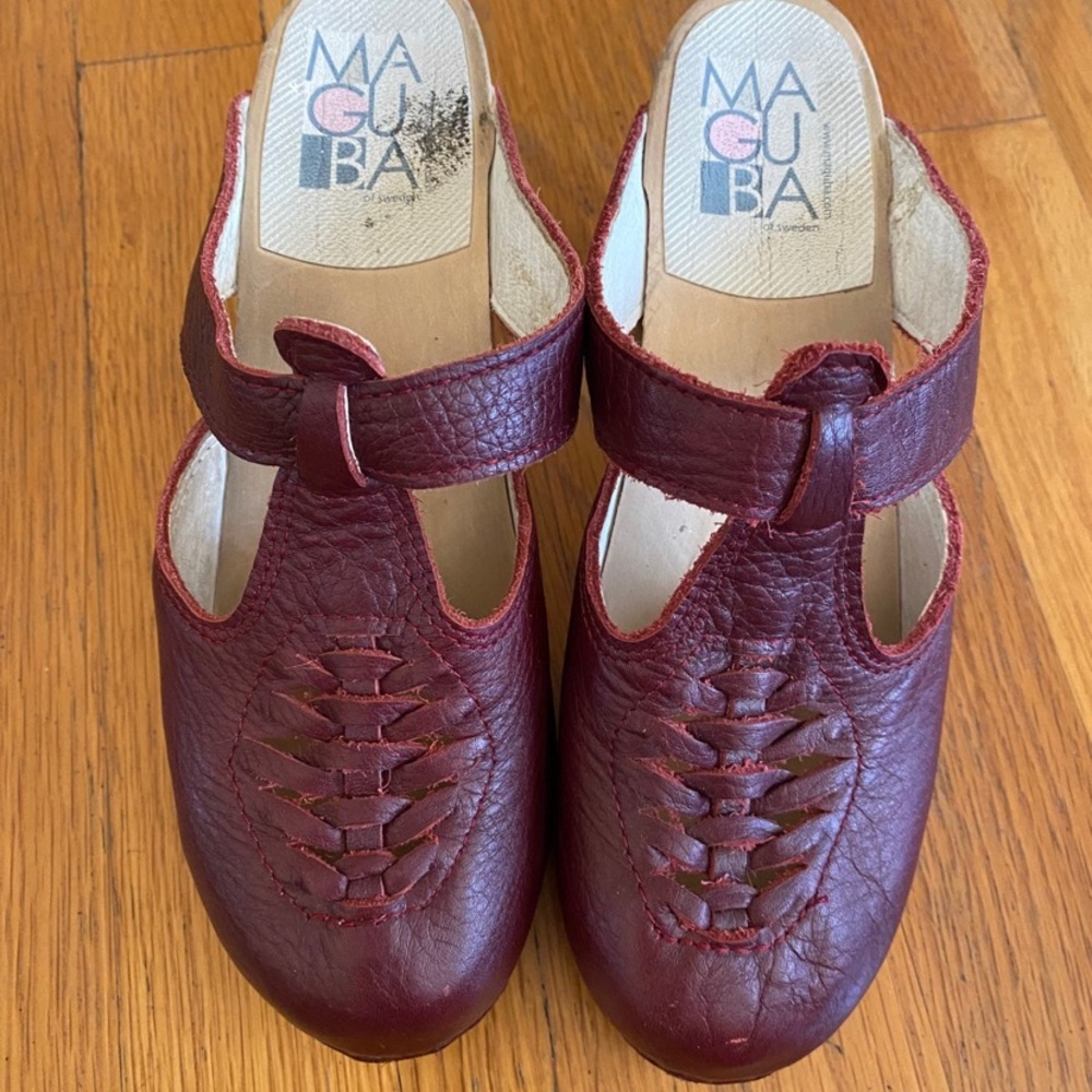 Swedish Maguba Nairobi burgundy size 36/6
